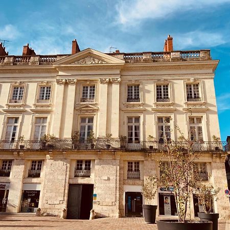 Club Napoleon Saumur Exterior foto